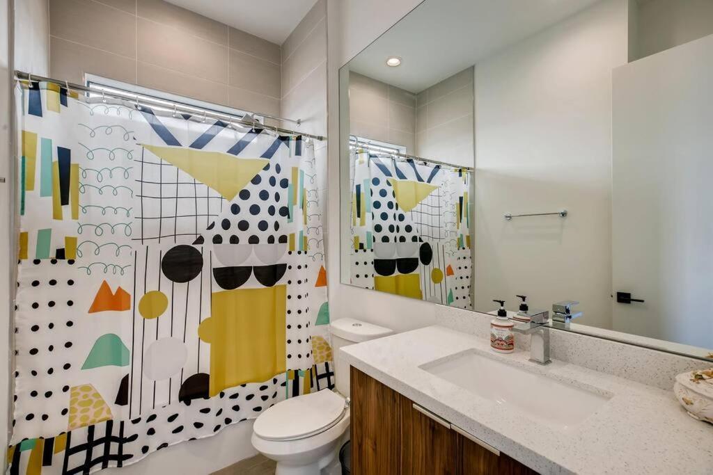 4 Story Home Mins To Downtown Houston With City Views מראה חיצוני תמונה