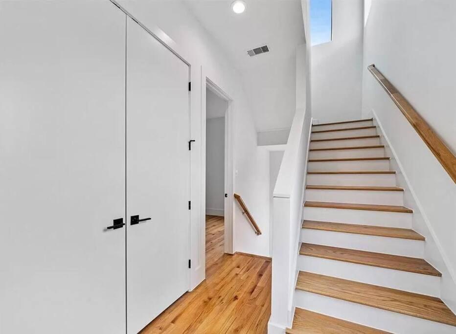 4 Story Home Mins To Downtown Houston With City Views מראה חיצוני תמונה
