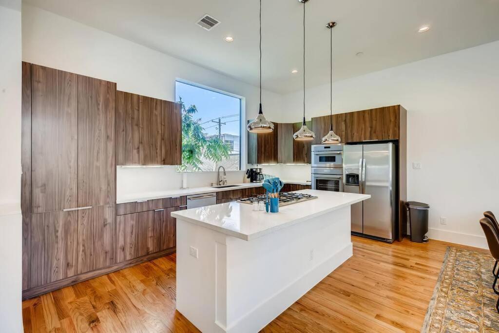 4 Story Home Mins To Downtown Houston With City Views מראה חיצוני תמונה