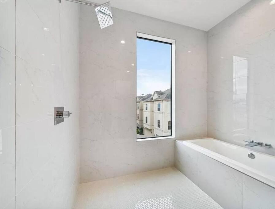 4 Story Home Mins To Downtown Houston With City Views מראה חיצוני תמונה
